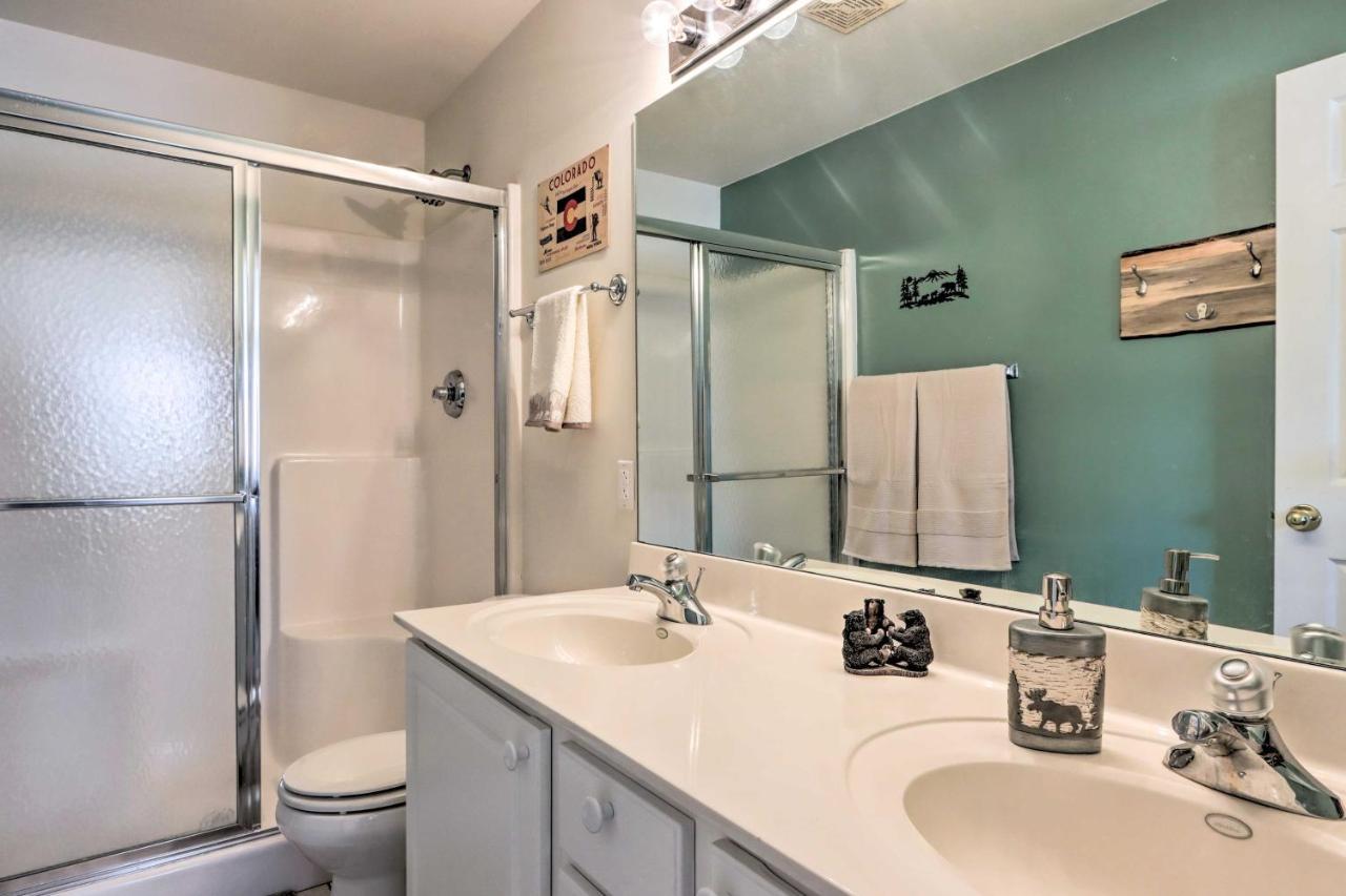 Step-Free Camdenton Condo With Boat Ramp, Dock, Slip Exterior foto