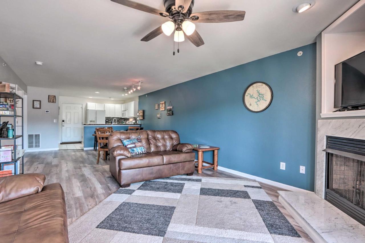 Step-Free Camdenton Condo With Boat Ramp, Dock, Slip Exterior foto